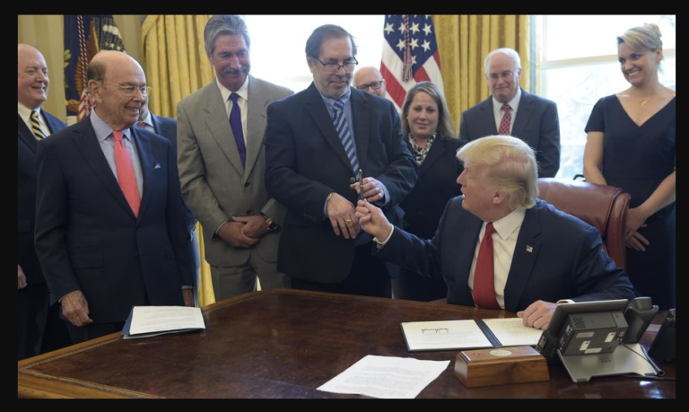 Steelworkers union president meets with Trump