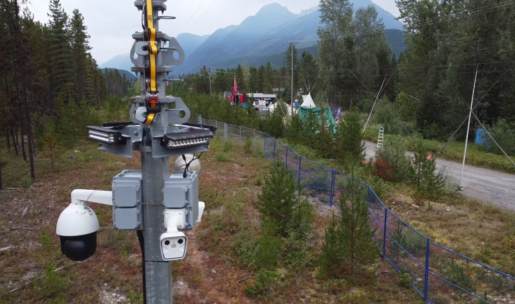 An automated private security tower on Secwepemc territory.